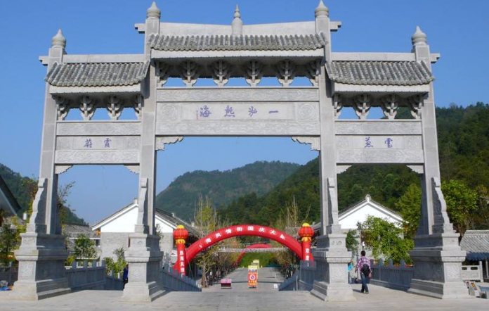 石雕牌坊：有哪些種類，設計時要考慮哪些因素？